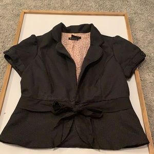 Women’s Short Sleeve Blazer